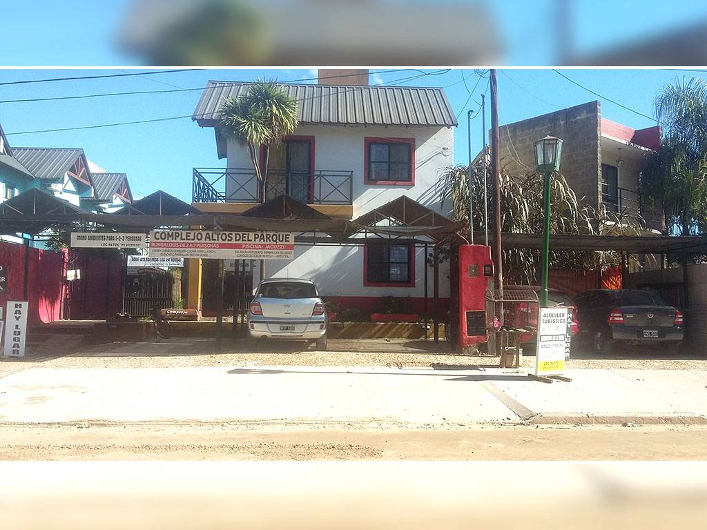 BUNGALOWS EN COLON
